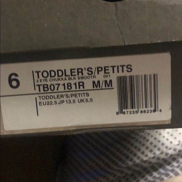 Size 6 toddler’s/ petits 3eye chukka blk smooth - Picture 5 of 5